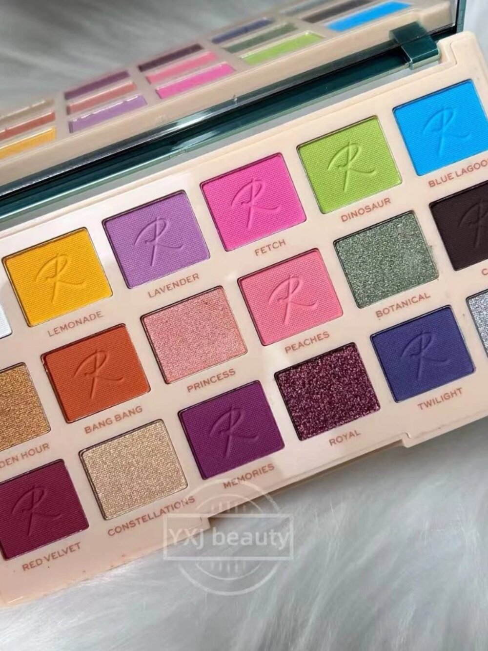 New Revolution Roxxsaurus Colour Burst Eyeshadow Palette~ROXI~Full Size~Rare